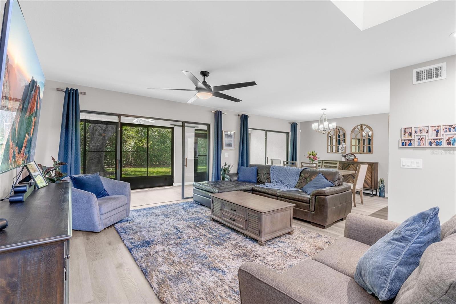 SANDPOINTE TWNHS SEC 06 - Residential