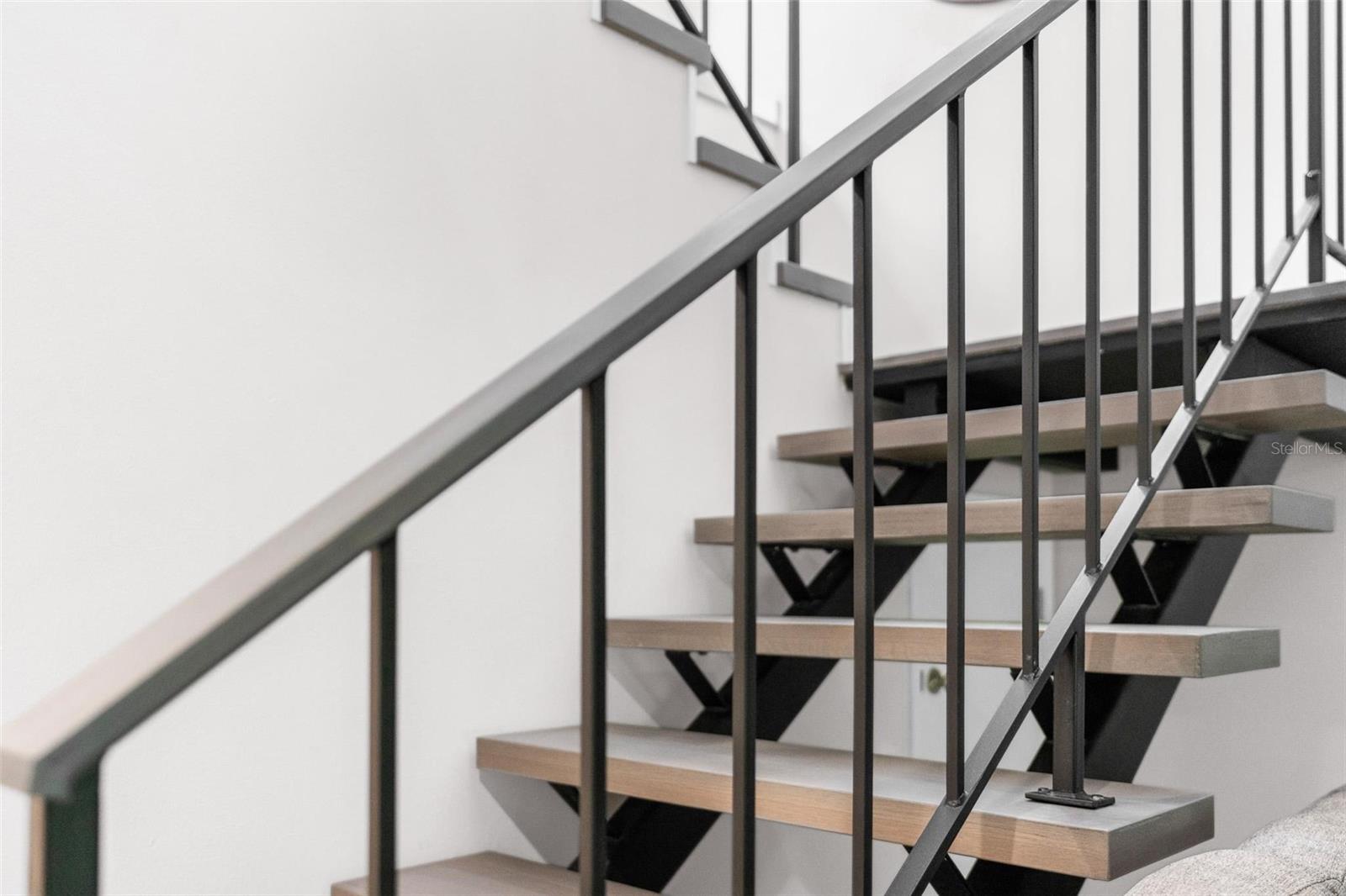 SANDPOINTE TWNHS SEC 06 - Residential