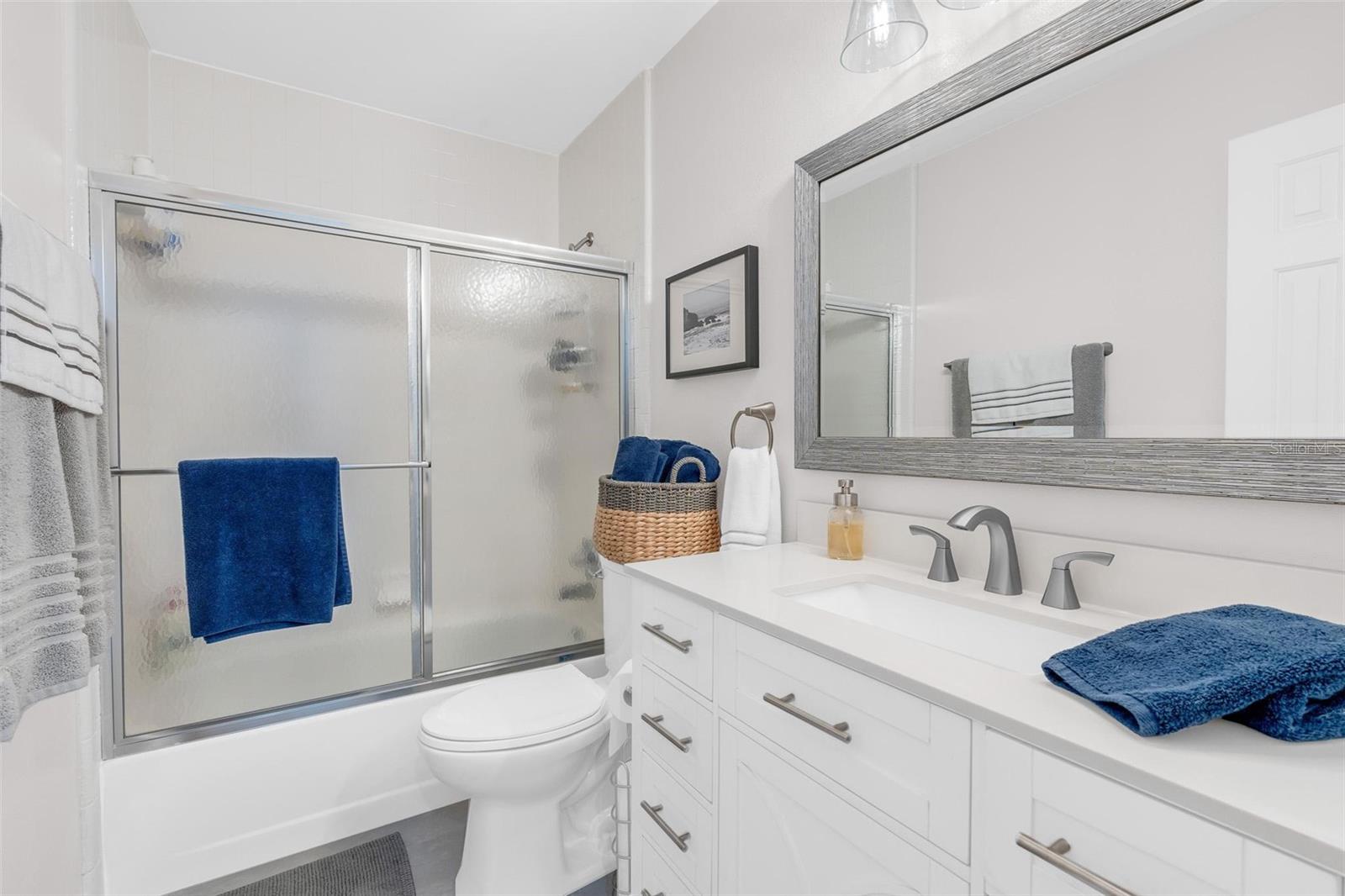 SANDPOINTE TWNHS SEC 06 - Residential