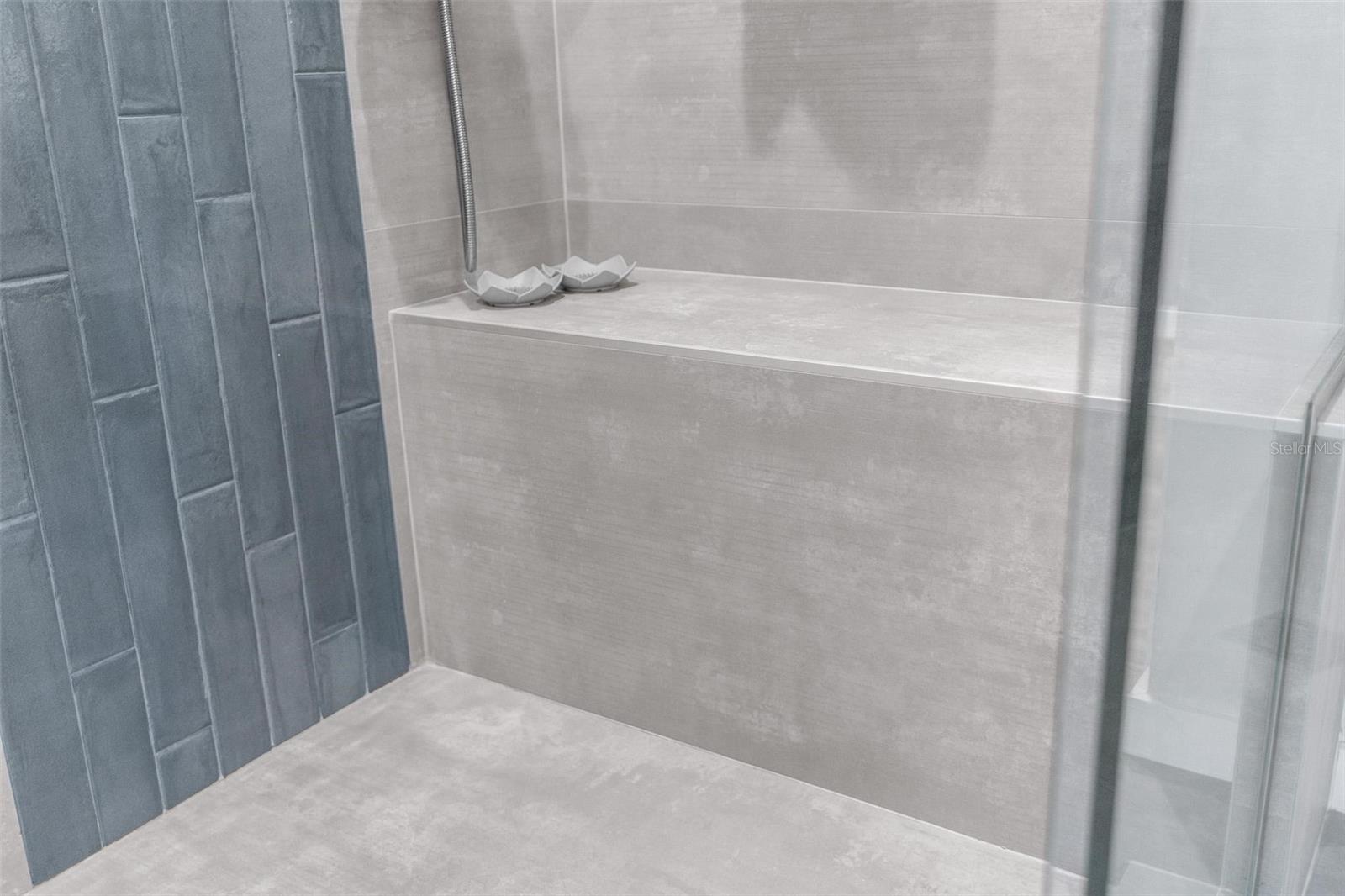 SANDPOINTE TWNHS SEC 06 - Residential