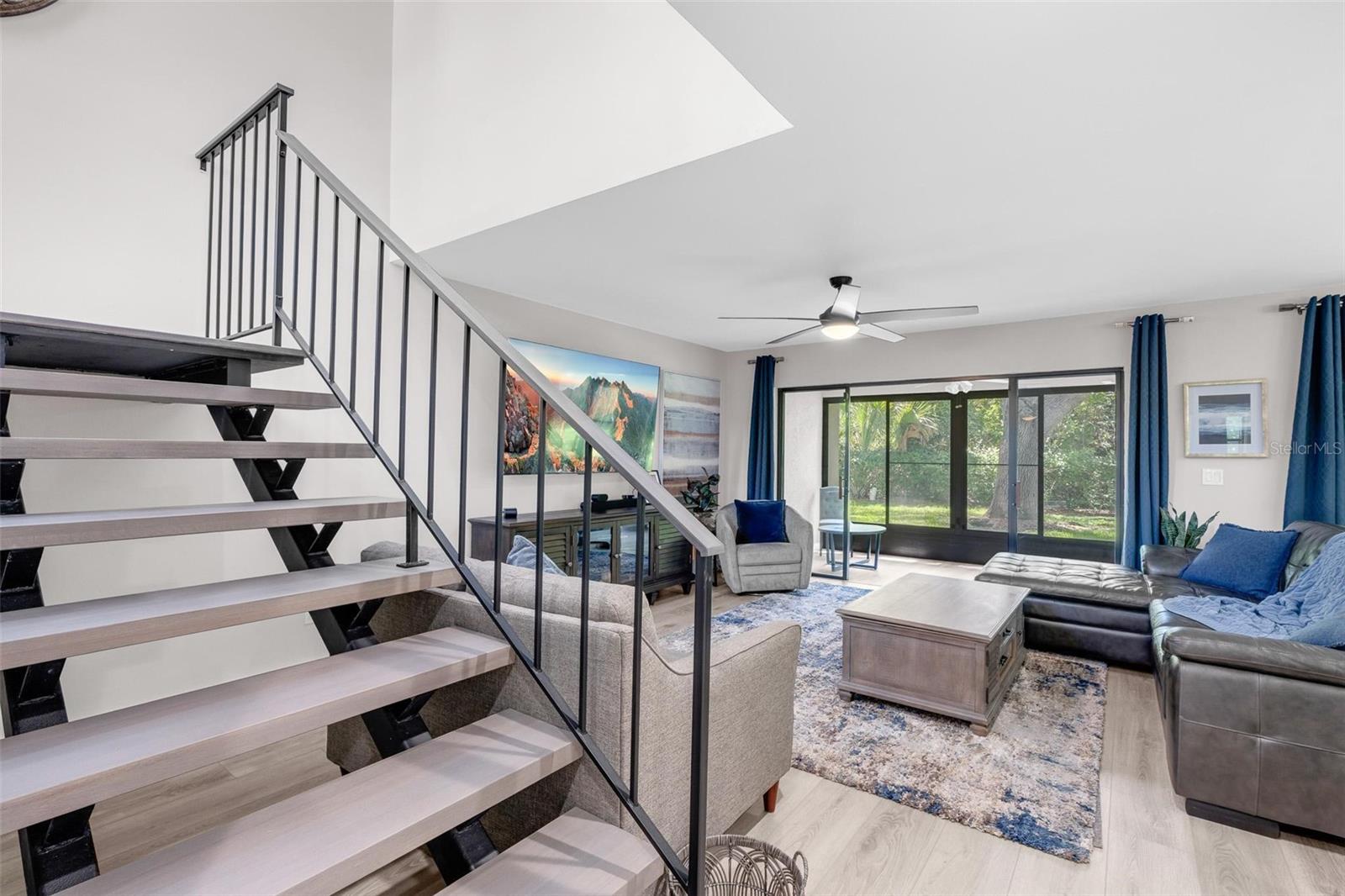 SANDPOINTE TWNHS SEC 06 - Residential