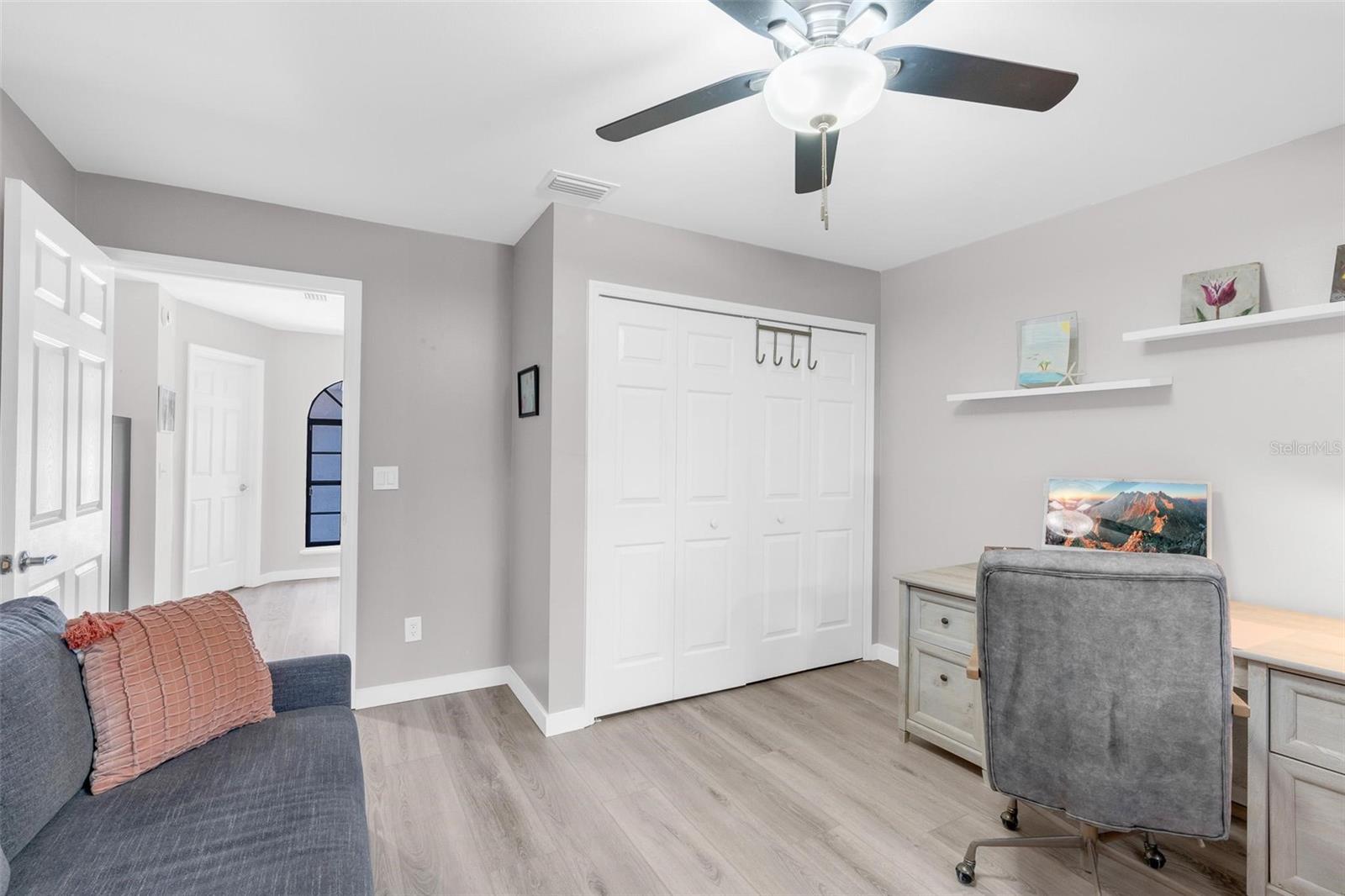 SANDPOINTE TWNHS SEC 06 - Residential