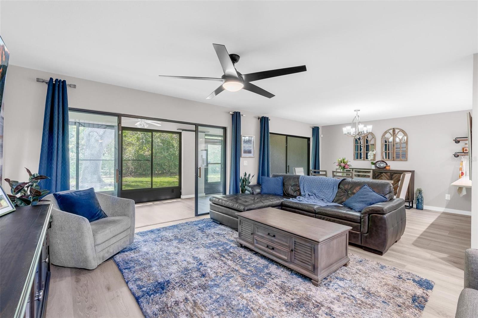 SANDPOINTE TWNHS SEC 06 - Residential