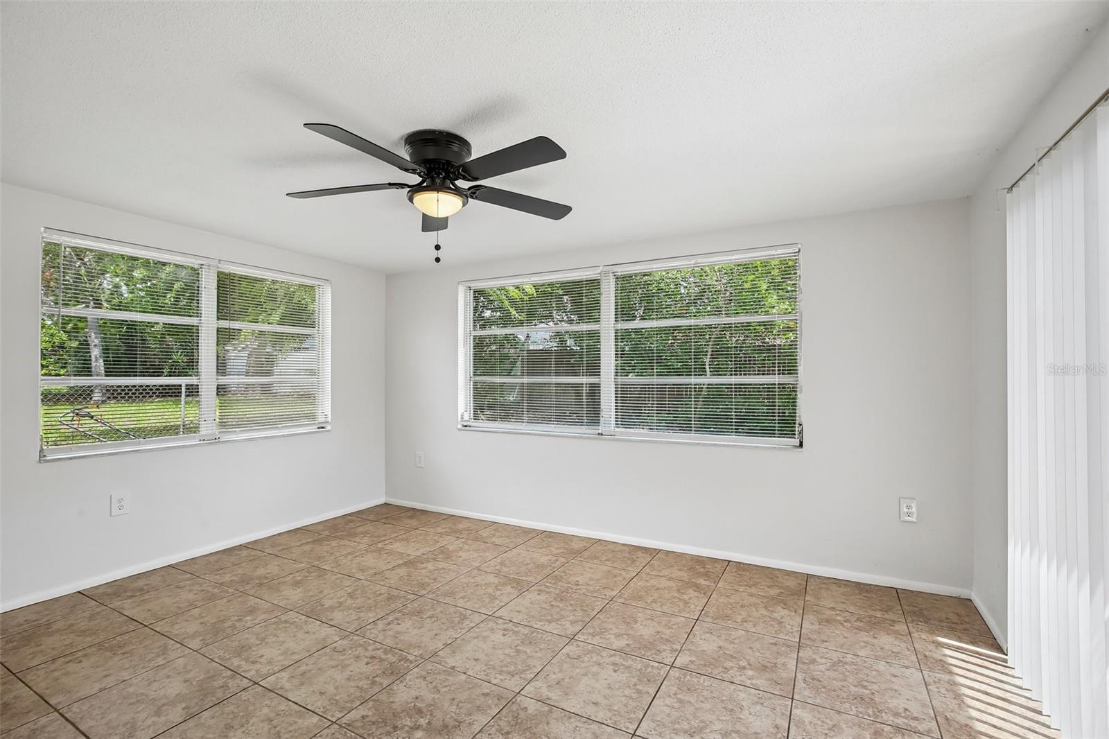 REGENCY PARK - Residential