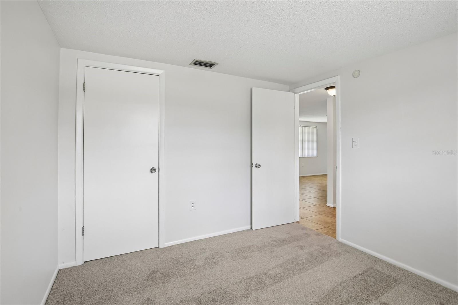 REGENCY PARK - Residential