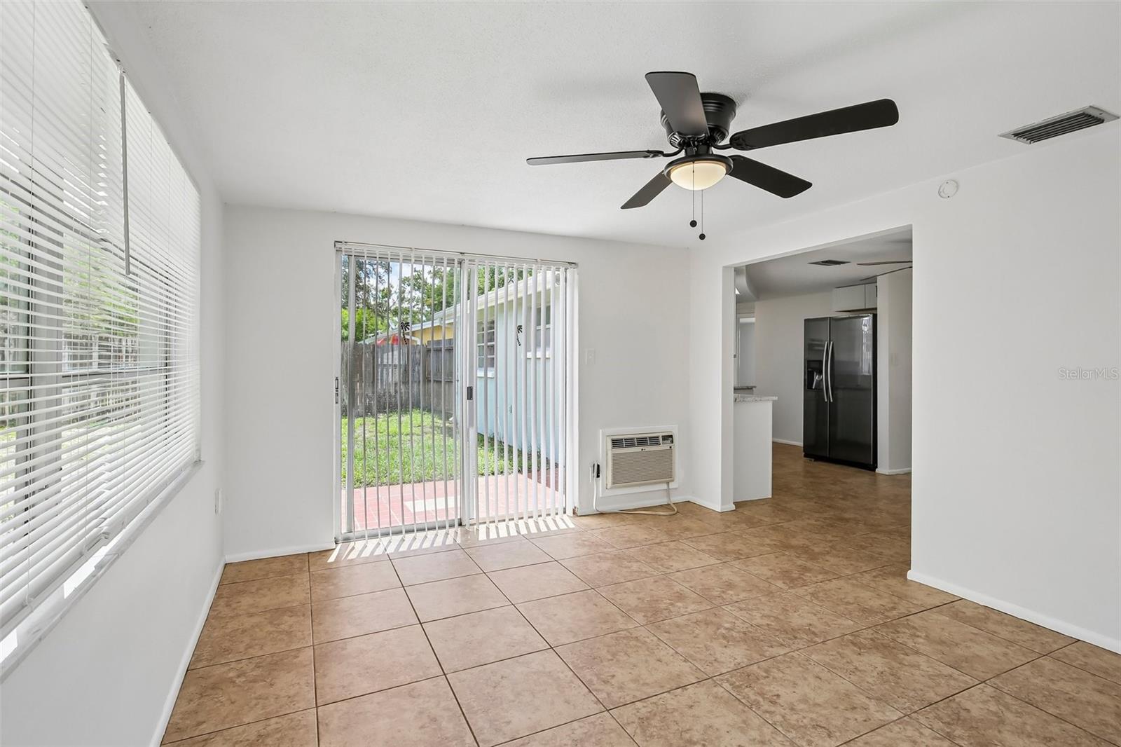 REGENCY PARK - Residential
