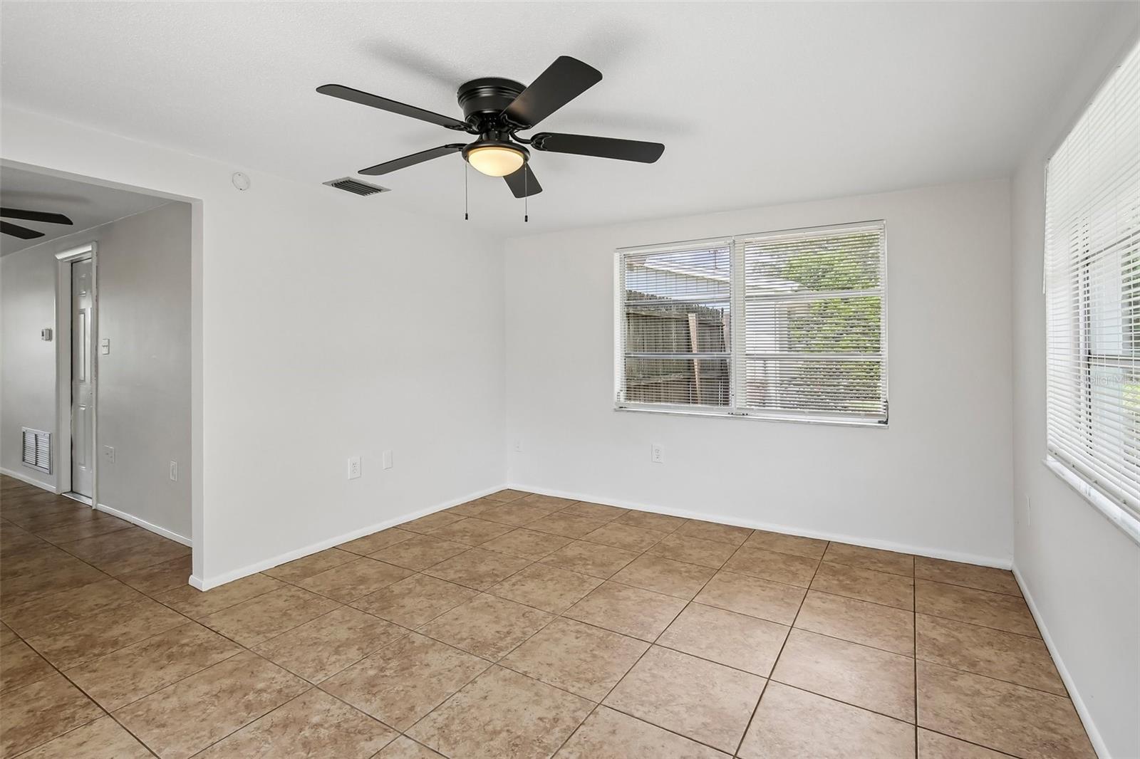 REGENCY PARK - Residential