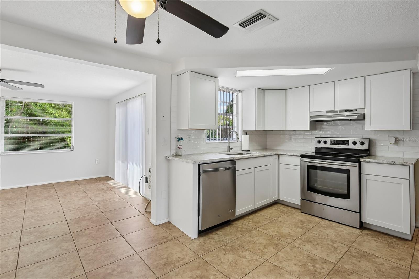 REGENCY PARK - Residential