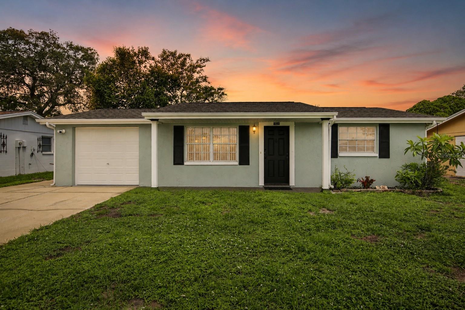 REGENCY PARK - Residential