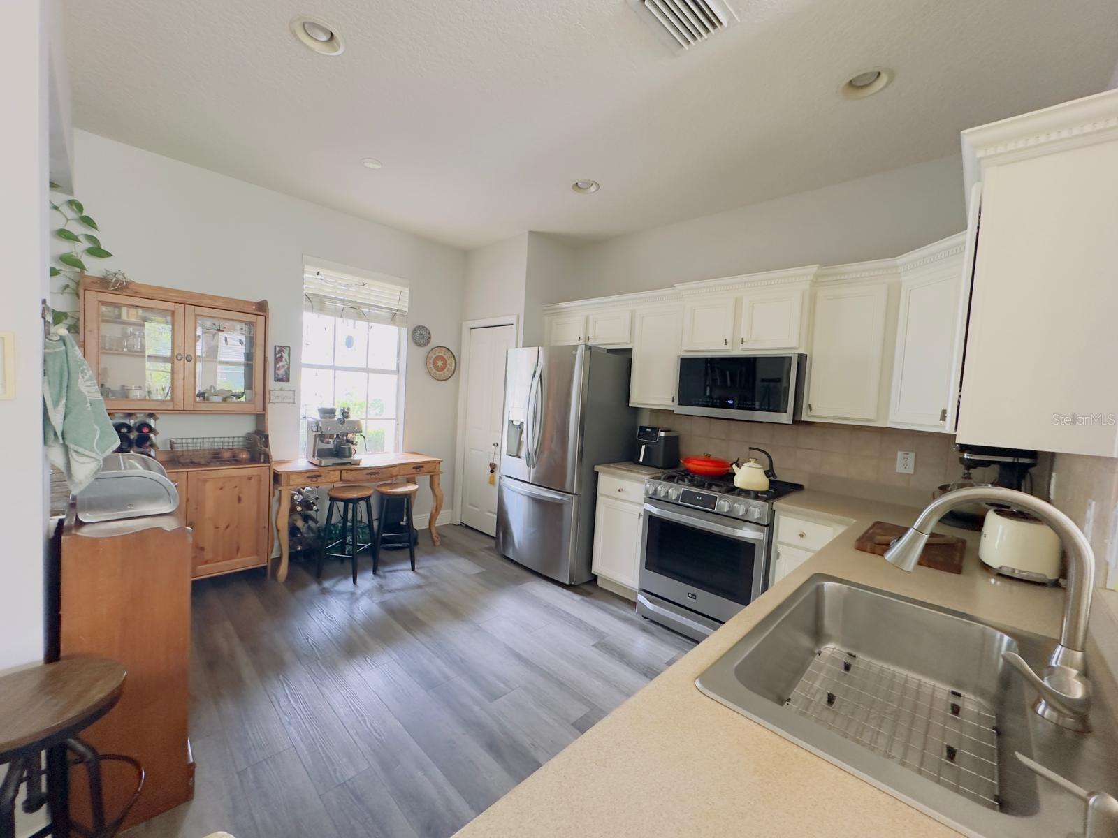 HIGHLAND PARK PH 2A-1 - Residential Lease