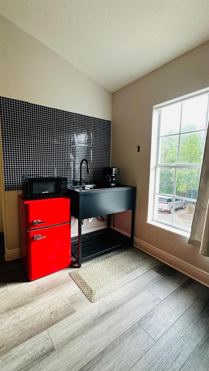 HIGHLAND PARK PH 2A-1 - Residential Lease