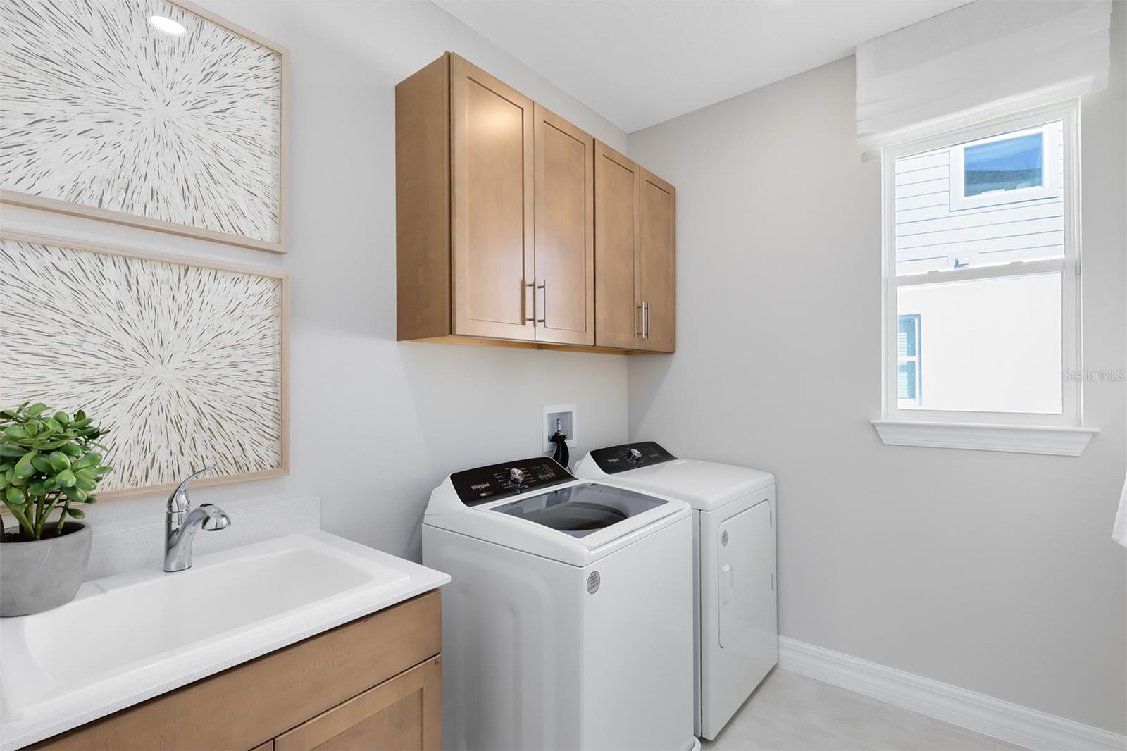 WINTER GROVE - Residential