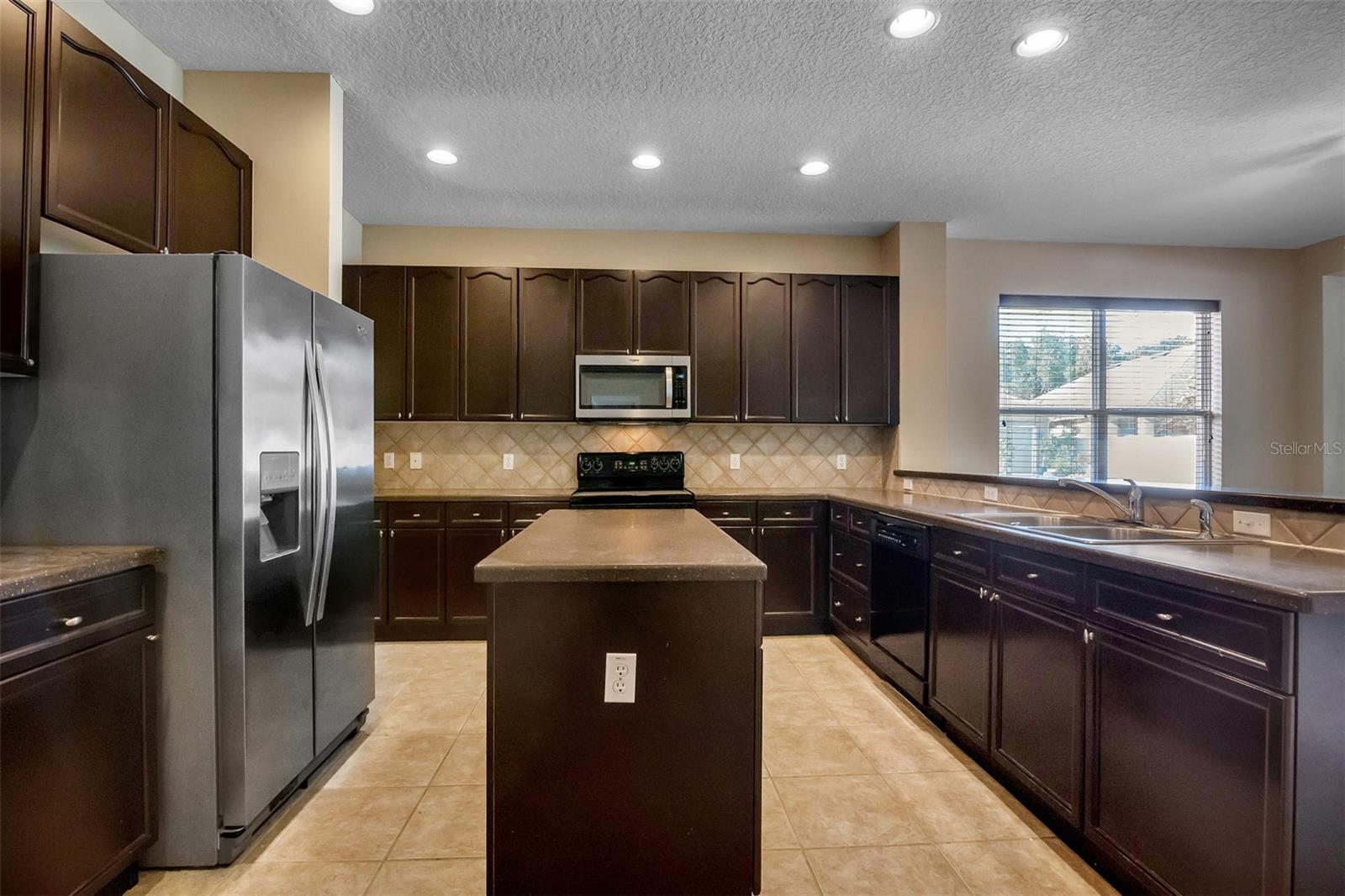 LAKES/WINDERMERE PH 02A - Residential