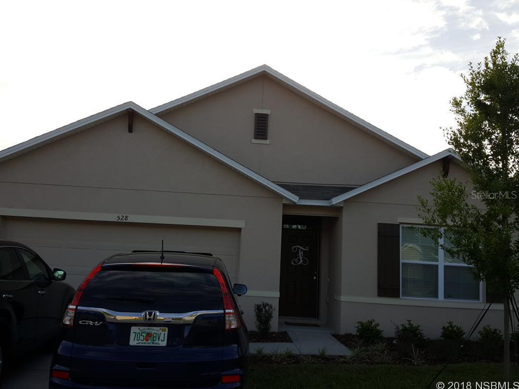lovely new build in new subdivision ;Water: City