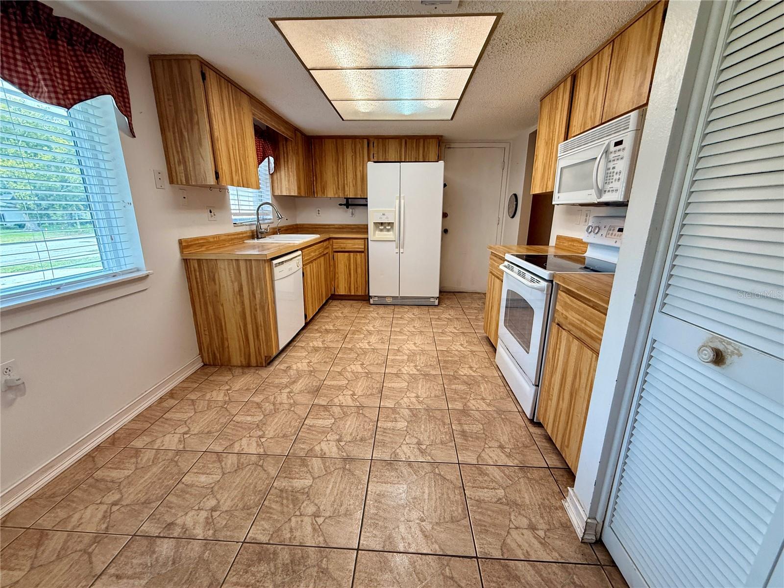 SAN CLEMENTE VILLAGE - Residential