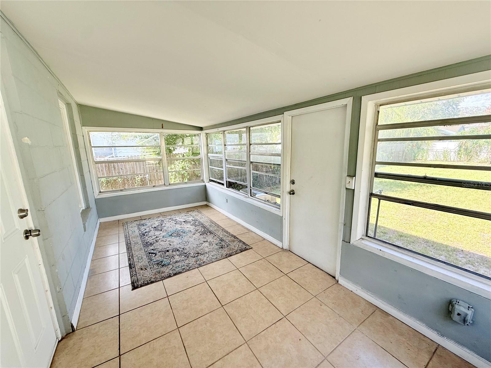 AZALEA GARDENS - Residential
