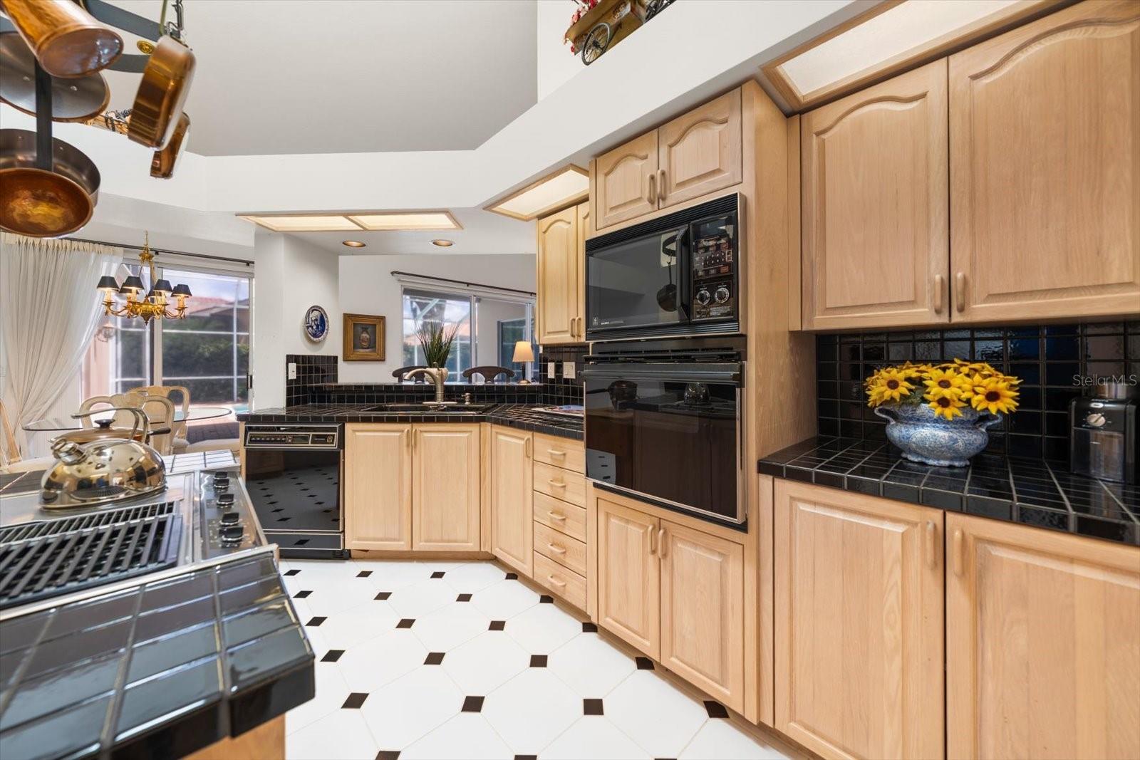 RESERVE AT LAKE TARPON THE - Residential