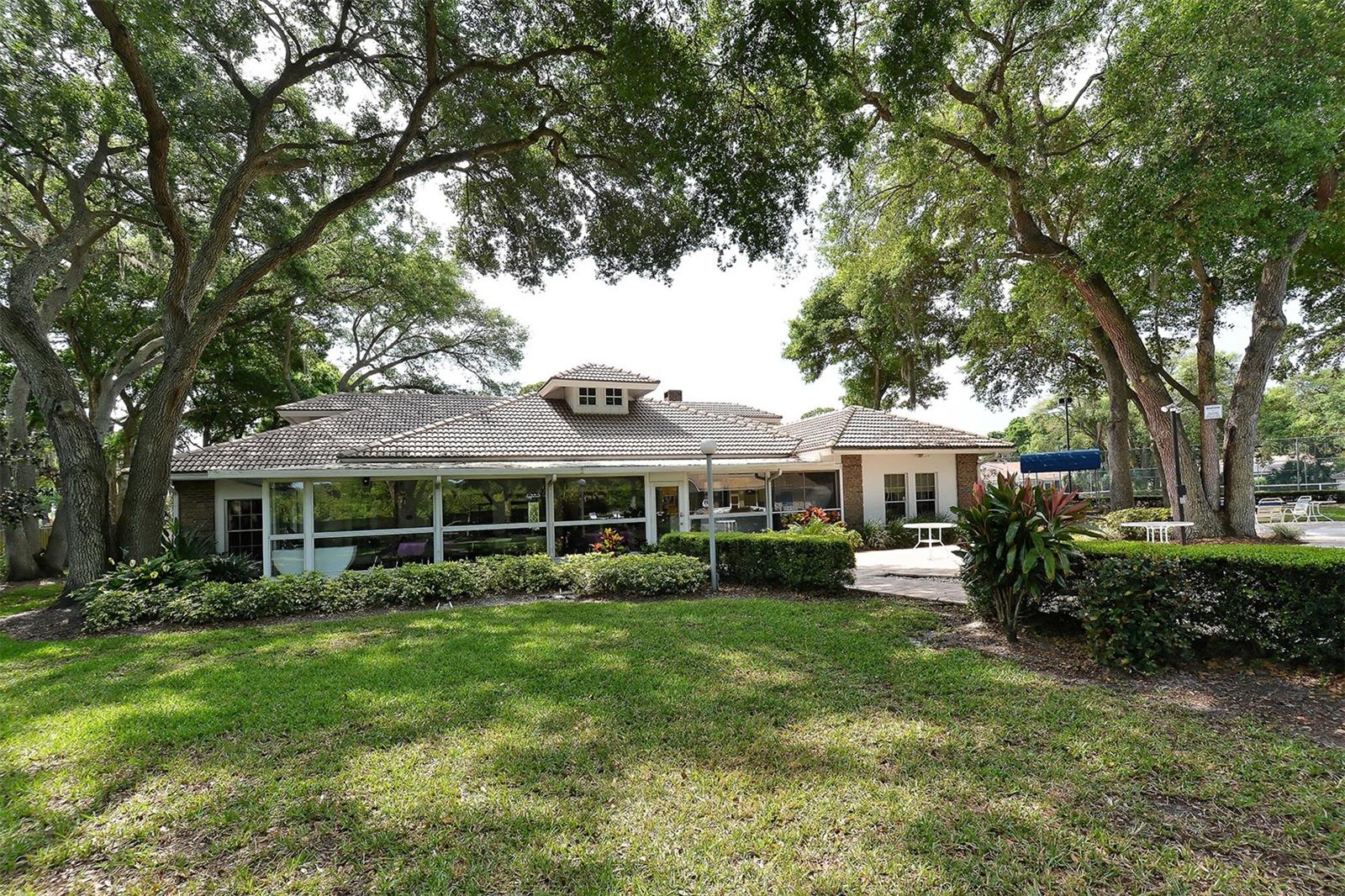 GARDEN LAKES VILLAS SEC 3 - Residential