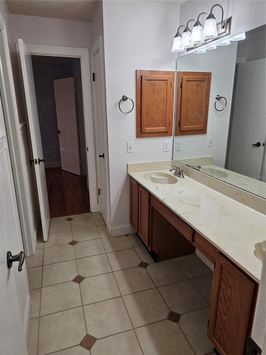HOLLOWBROOK PH 2 - Residential Lease