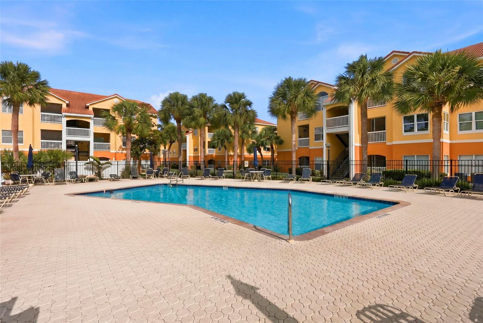 BEACHWAY CONDOS - Residential