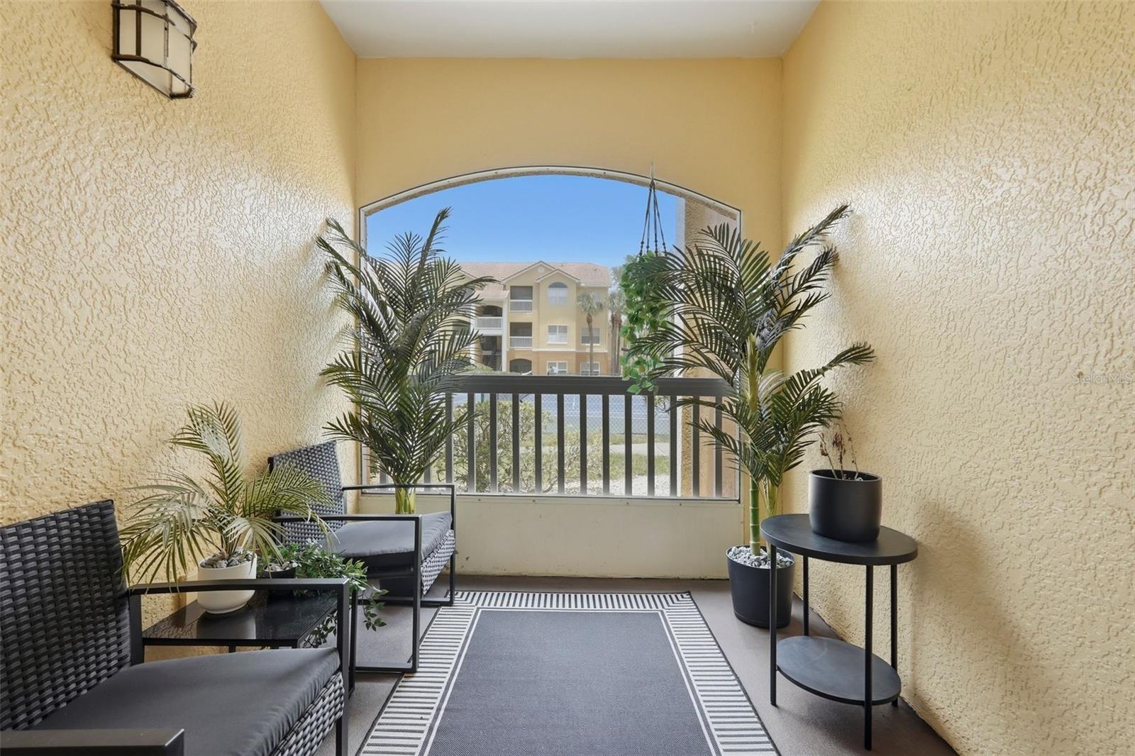 BEACHWAY CONDOS - Residential