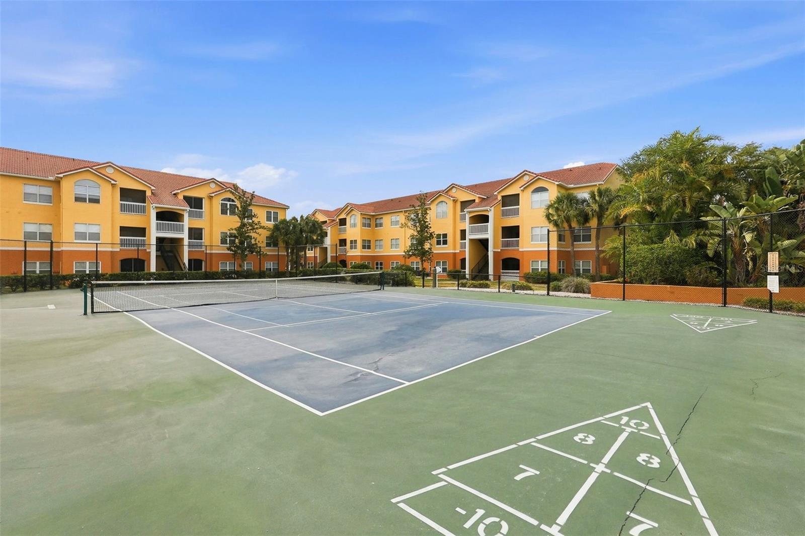 BEACHWAY CONDOS - Residential