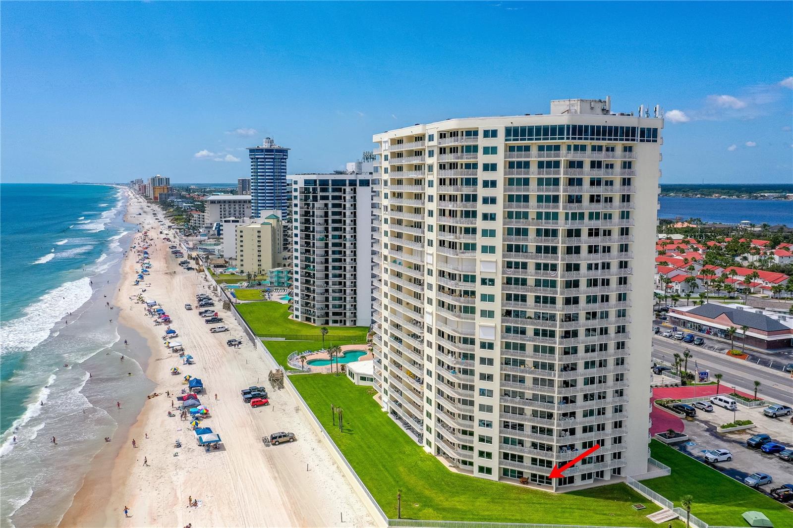 PENINSULA CONDO - Residential