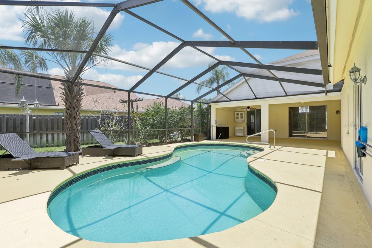 WESTBAY - Residential