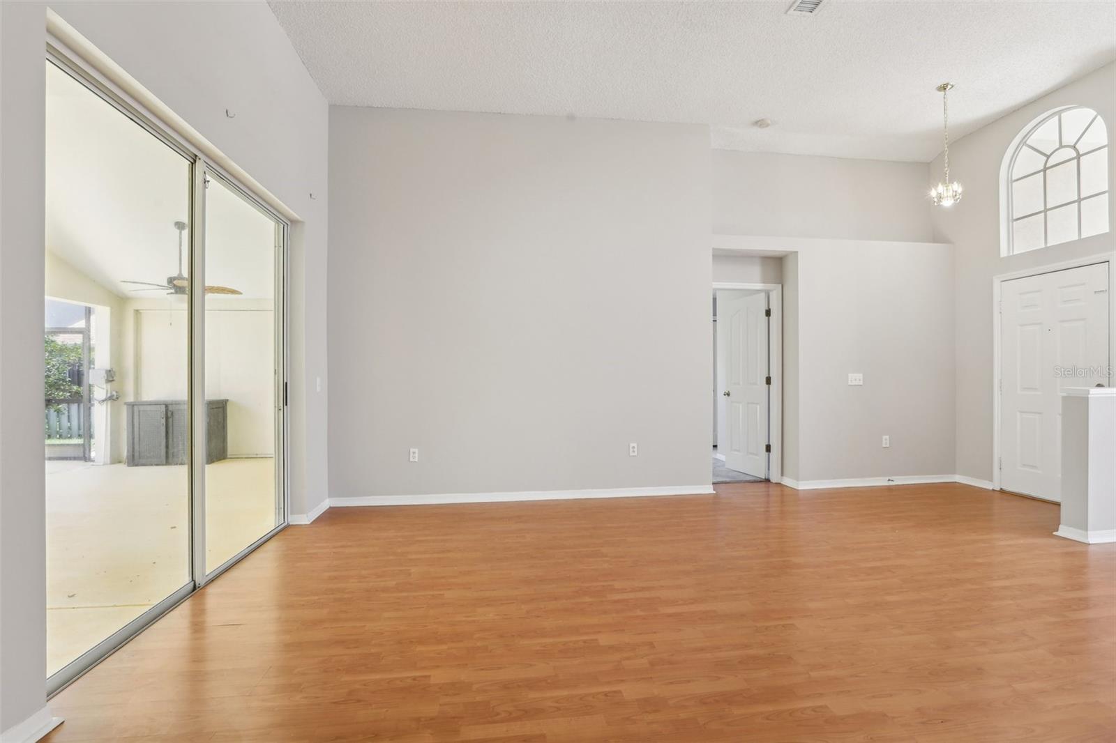 WESTBAY - Residential