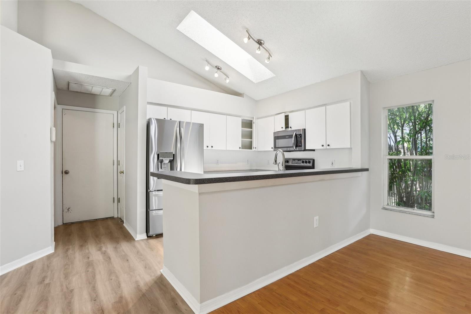 WESTBAY - Residential