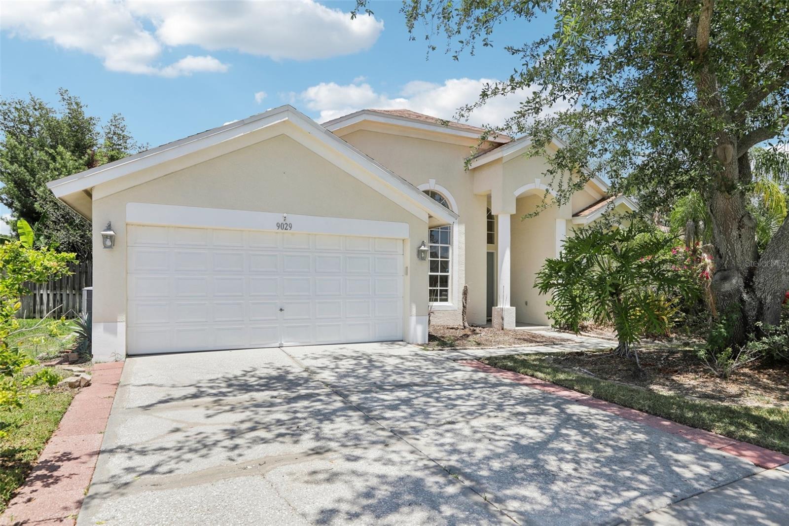 WESTBAY - Residential