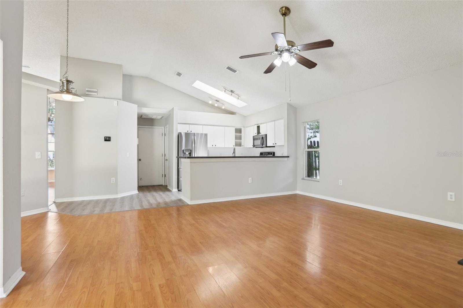 WESTBAY - Residential
