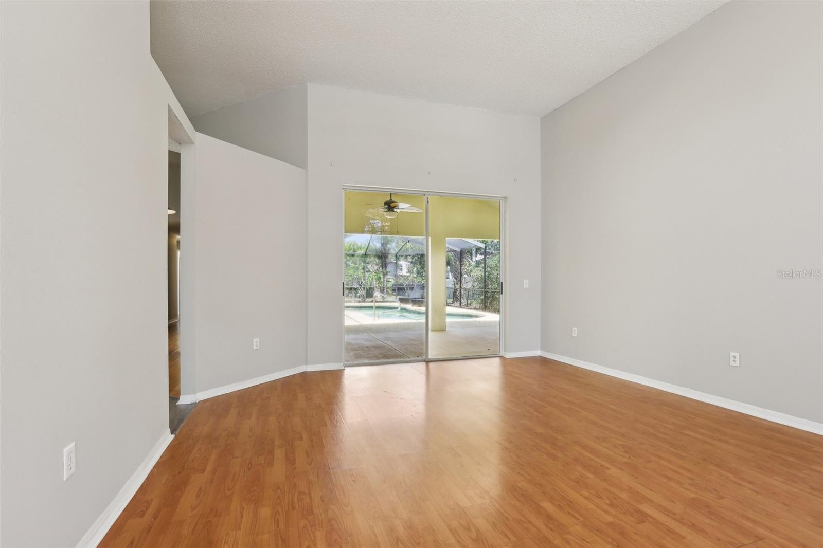 WESTBAY - Residential