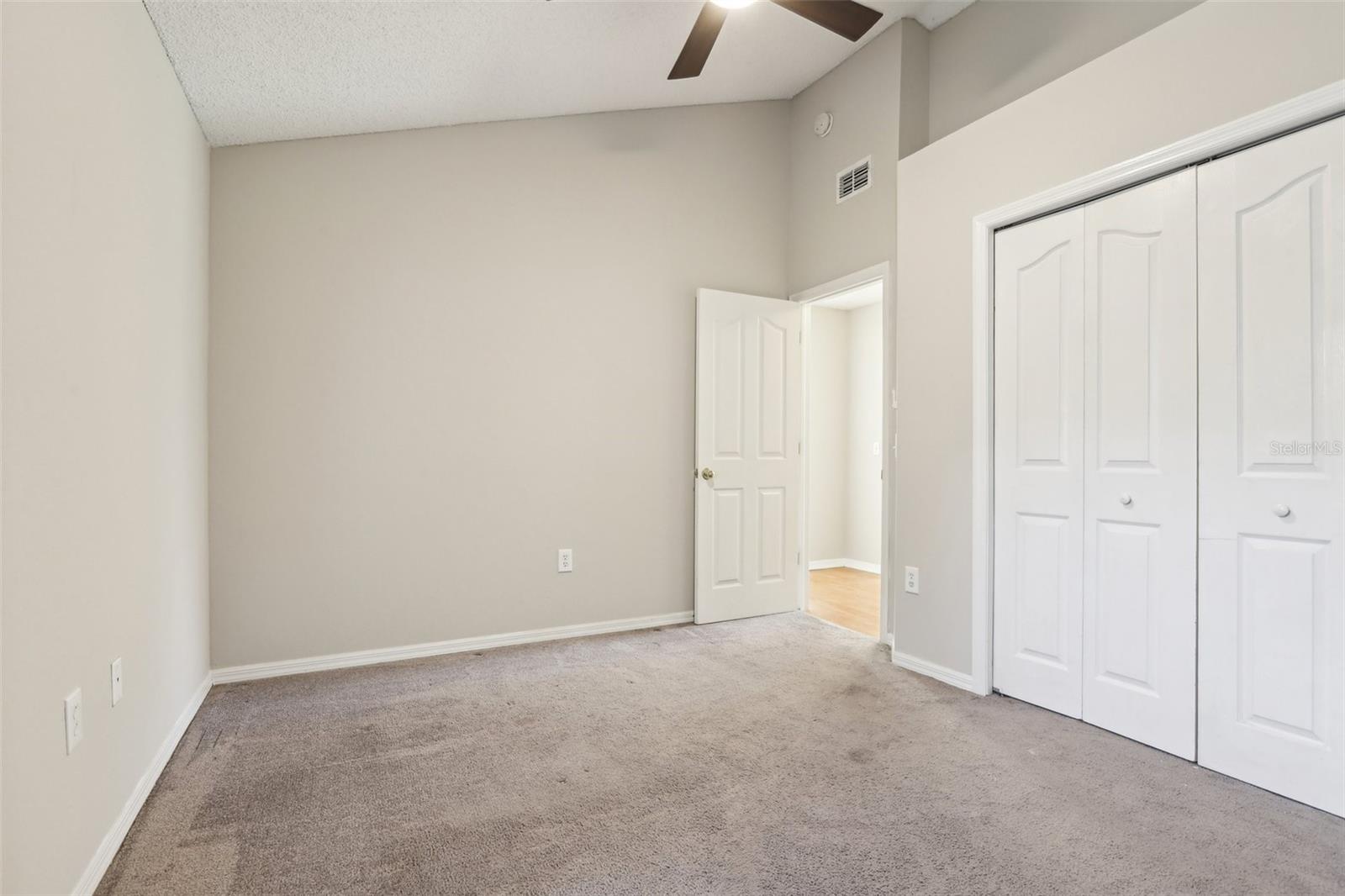 WESTBAY - Residential