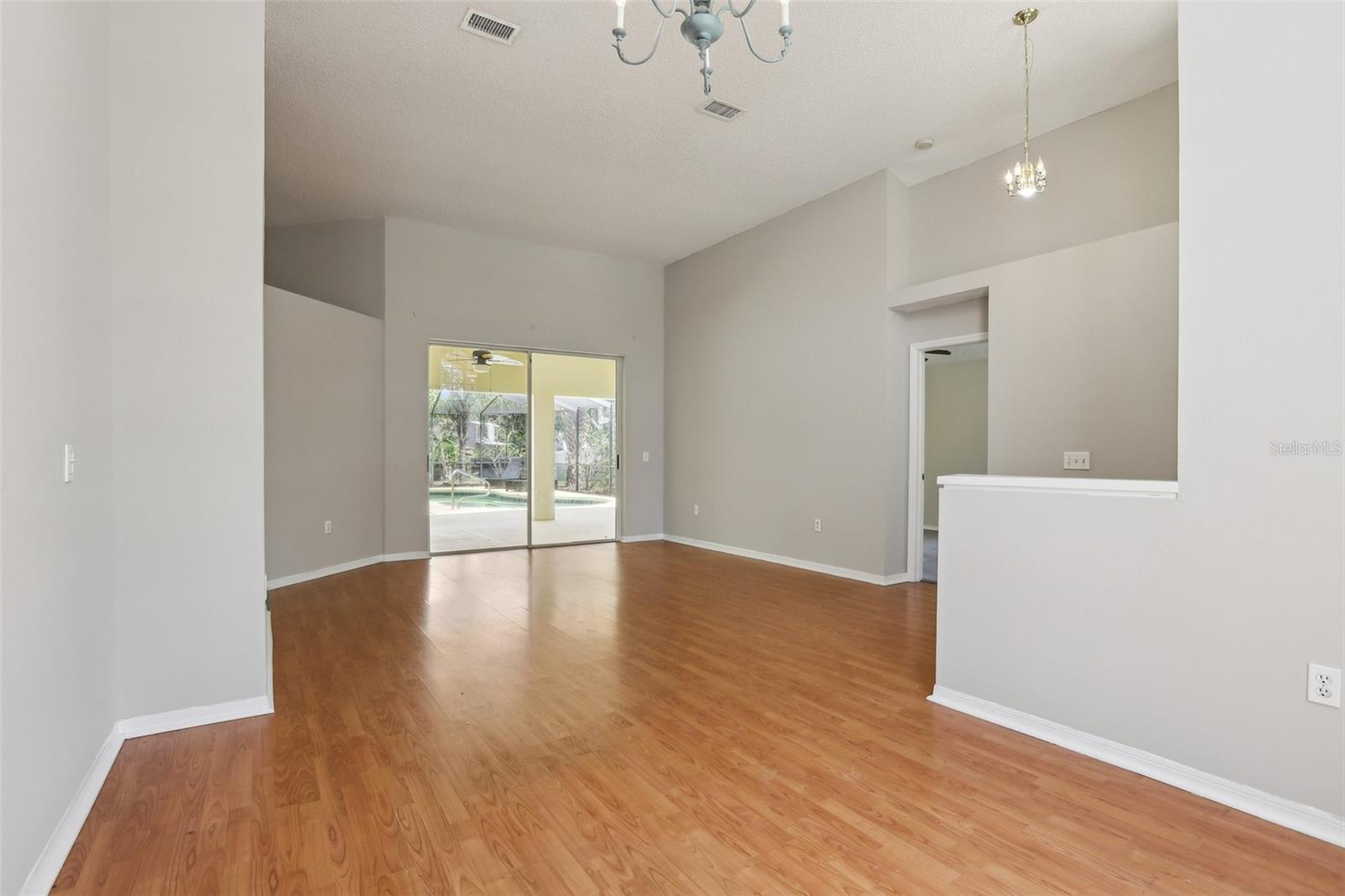 WESTBAY - Residential