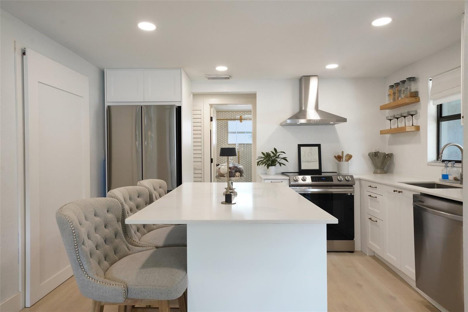 BAYHILL ESTATES 2ND ADD - Residential