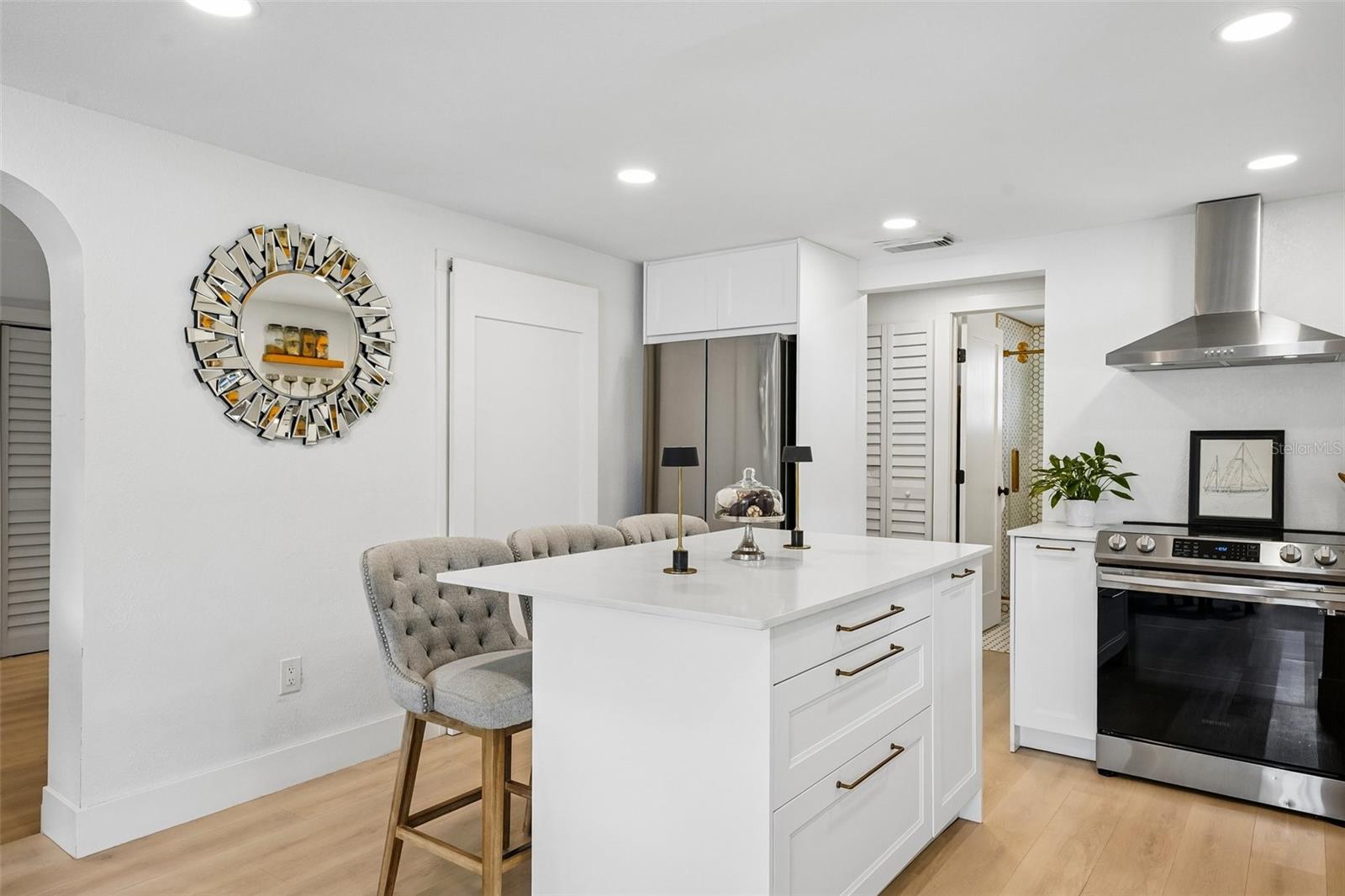 BAYHILL ESTATES 2ND ADD - Residential