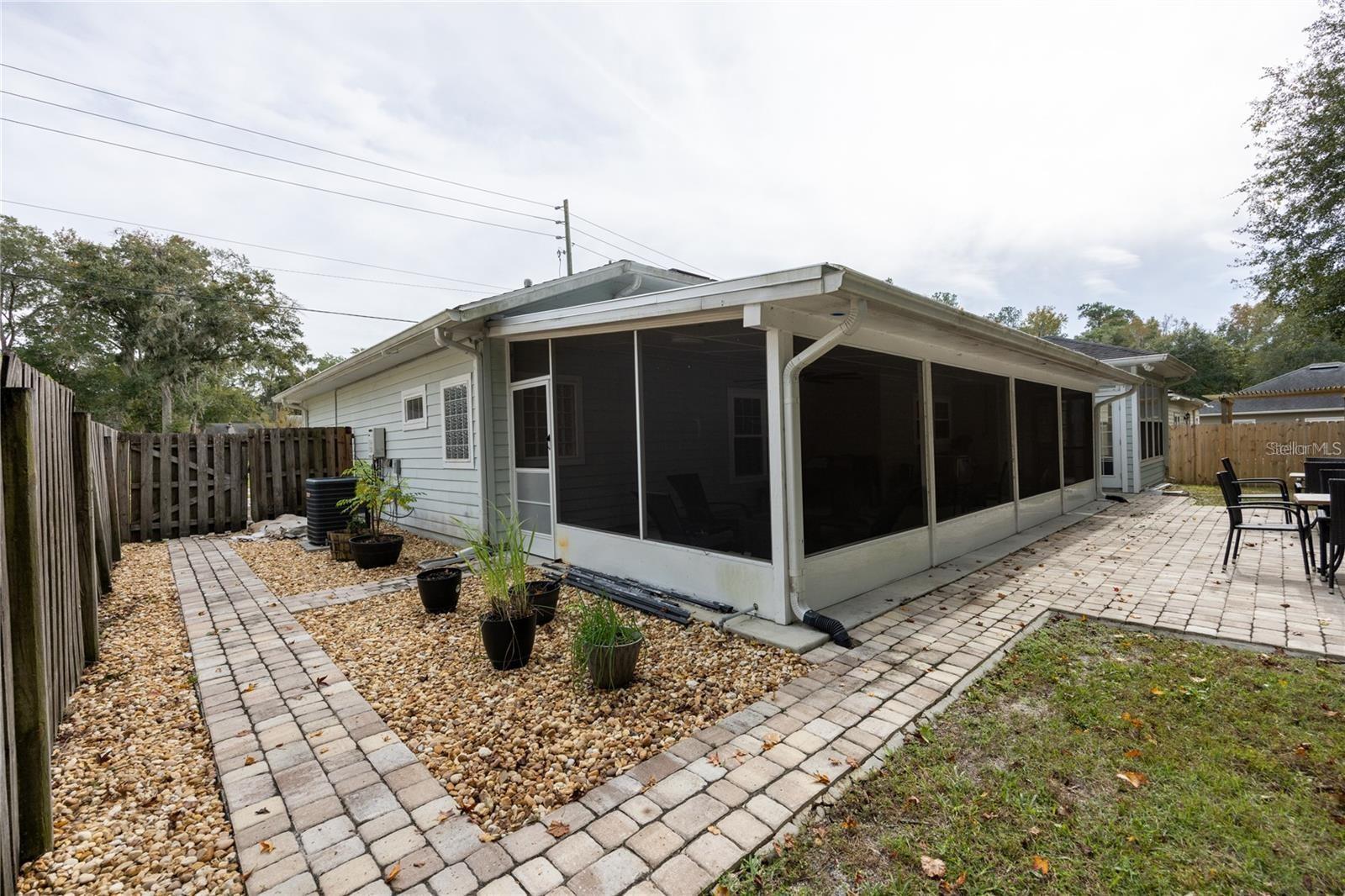 COTTAGE GROVE - Residential Lease