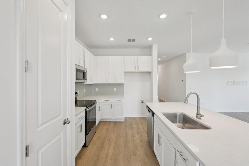 TRAILSIDE - Residential