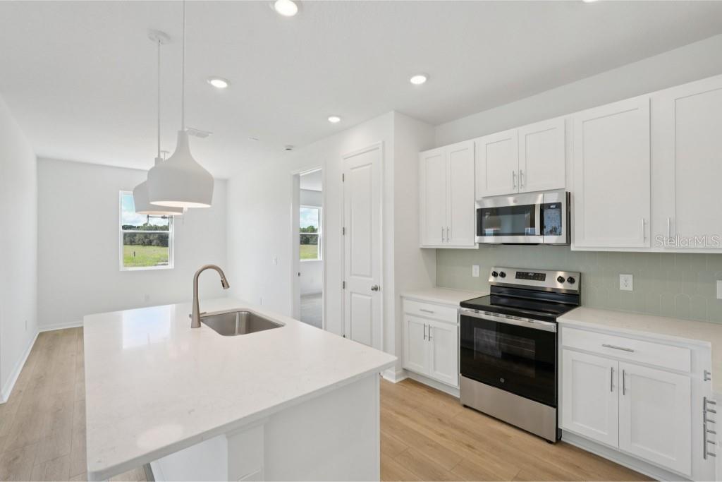 TRAILSIDE - Residential