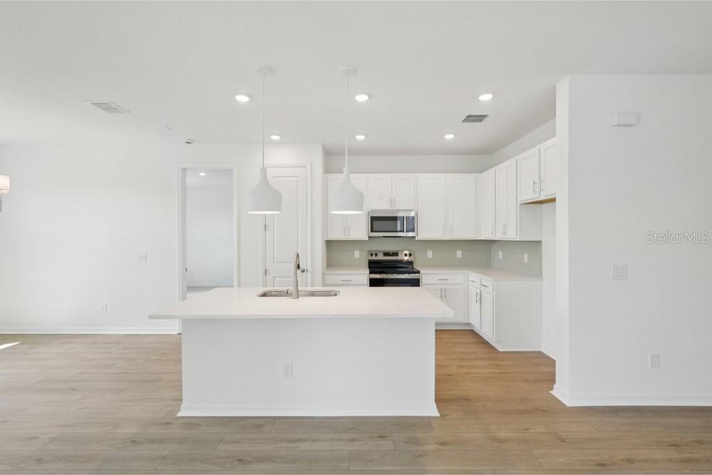 TRAILSIDE - Residential