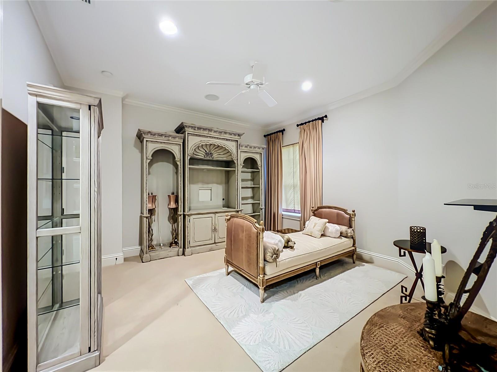 BELLA COLLINA SUB - Residential