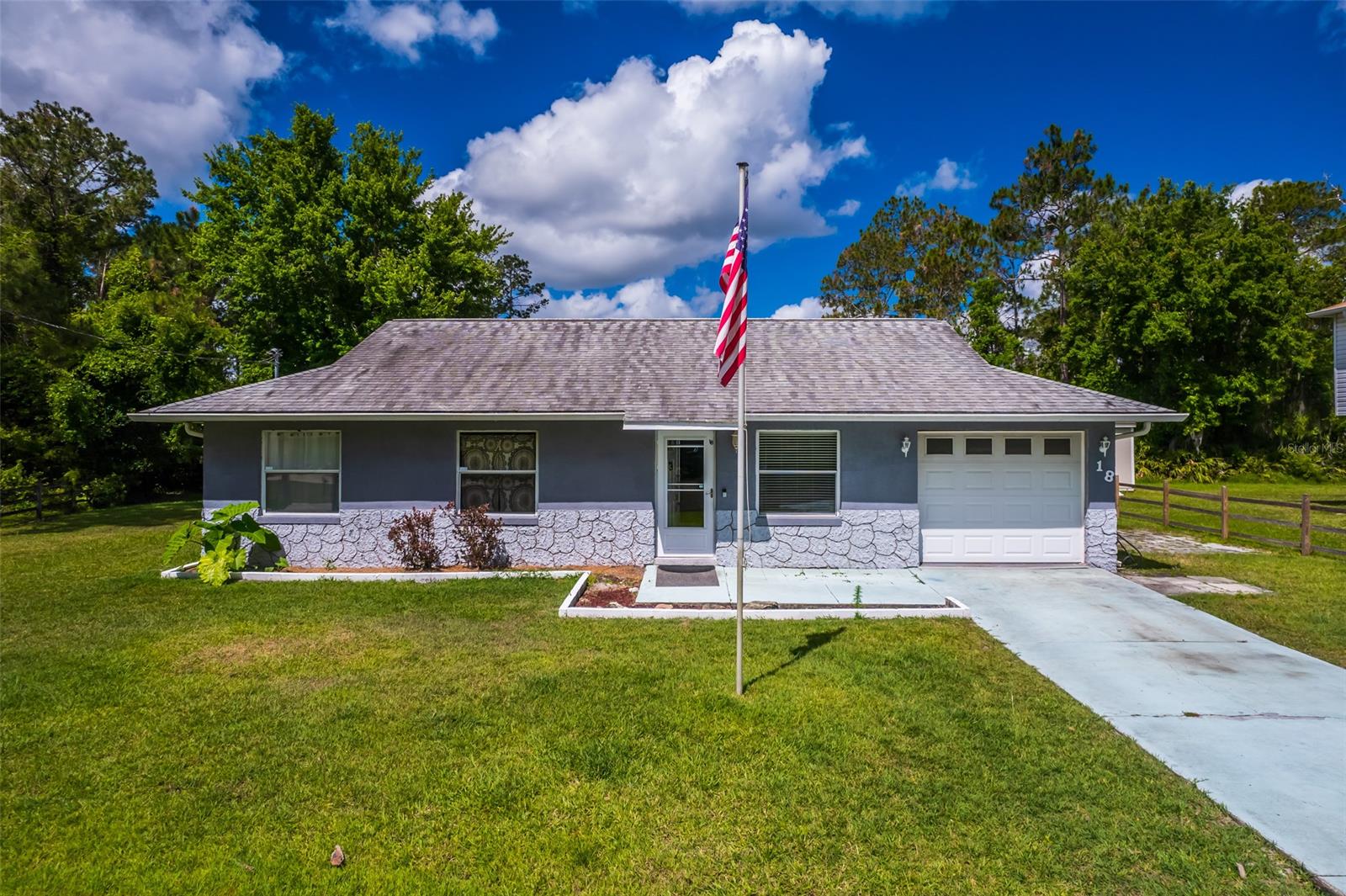Cute and cozy home with plenty of yard space! This beautiful home in Palm Coast home sits on a quarter acre on a quiet cul de sac. This home offers 3 bedrooms, 2 bathrooms, a flex/bonus room under A/C and a screened porch, perfect for enjoying a morning coffee! Tile and laminate flooring, throughout. Newer roof. Come live the Florida life and schedule your showing today! ;Water: City