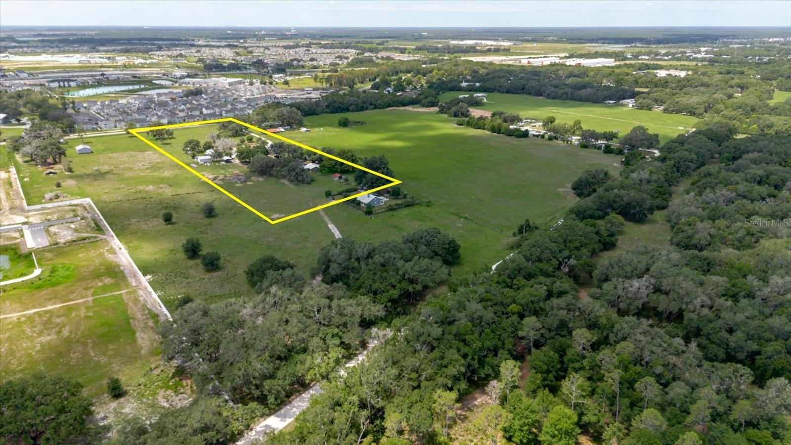 ACREAGE - Land