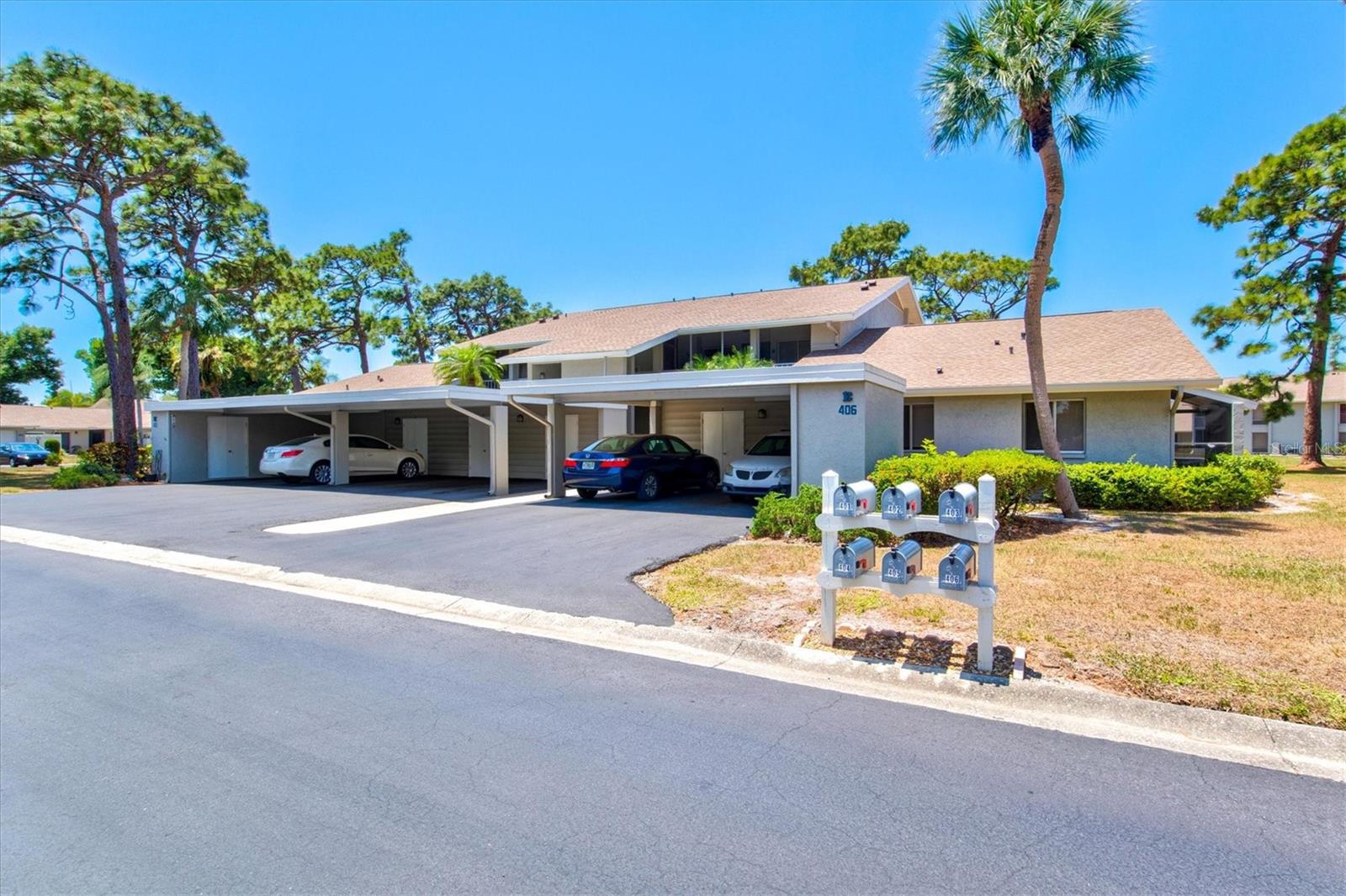 PINEBROOK LAKE CLUB PH 1 - Residential