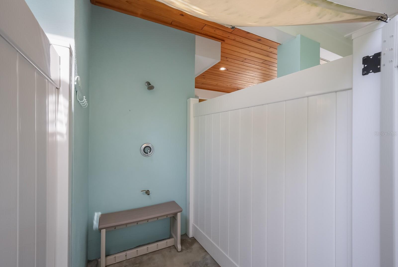 ANNA MARIA BEACH - Residential