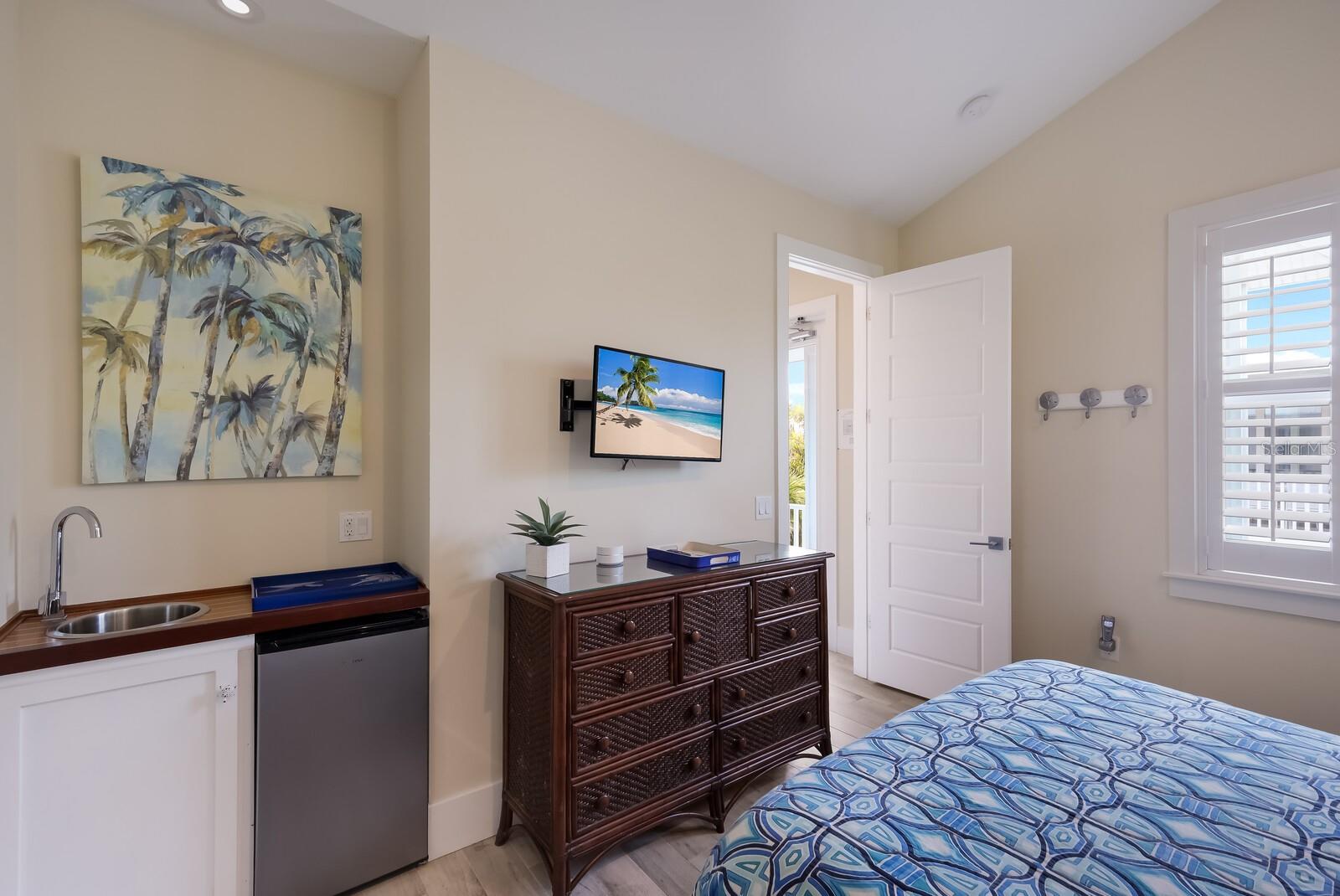 ANNA MARIA BEACH - Residential