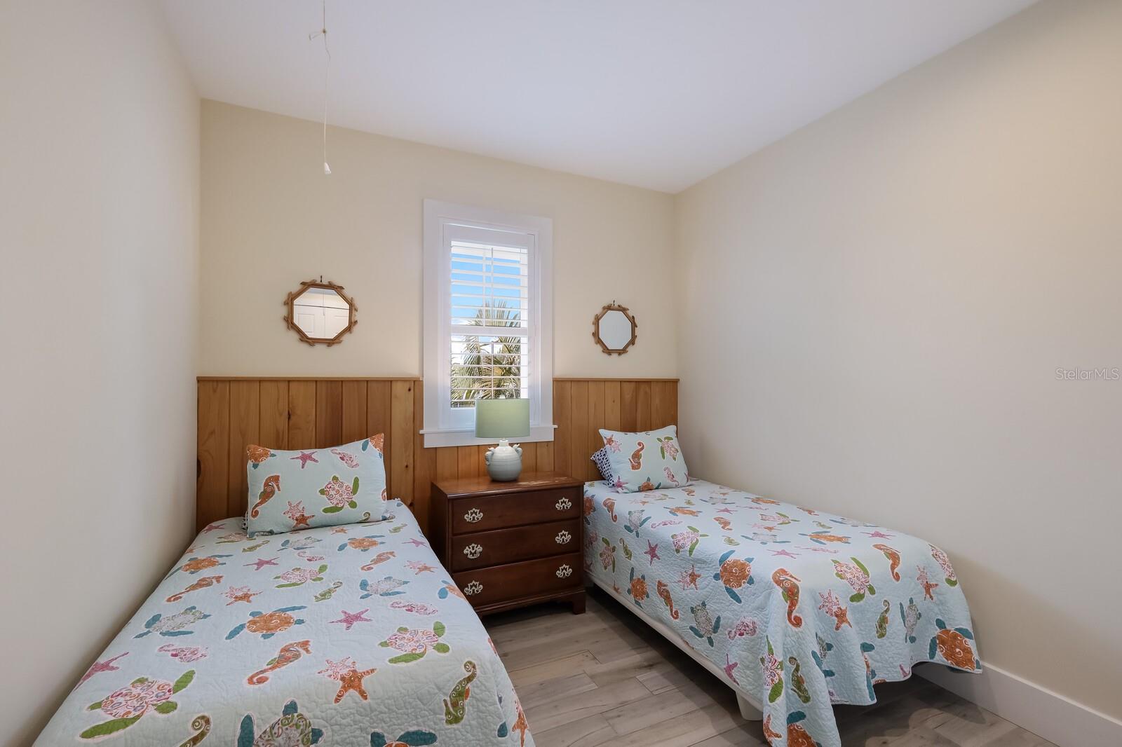 ANNA MARIA BEACH - Residential