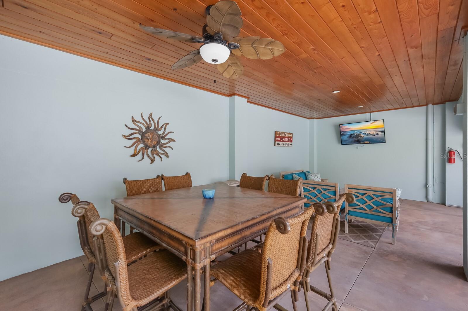 ANNA MARIA BEACH - Residential