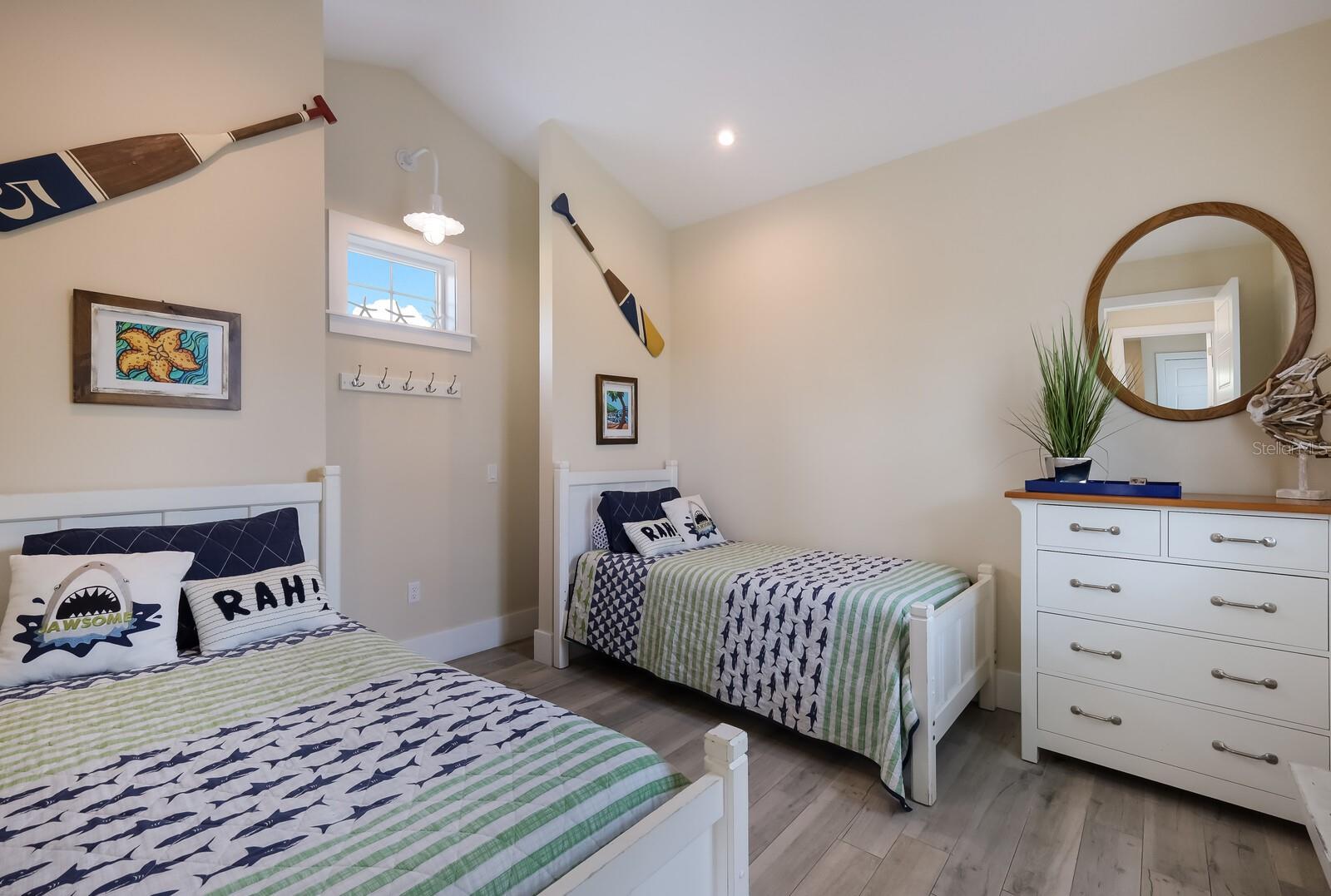 ANNA MARIA BEACH - Residential